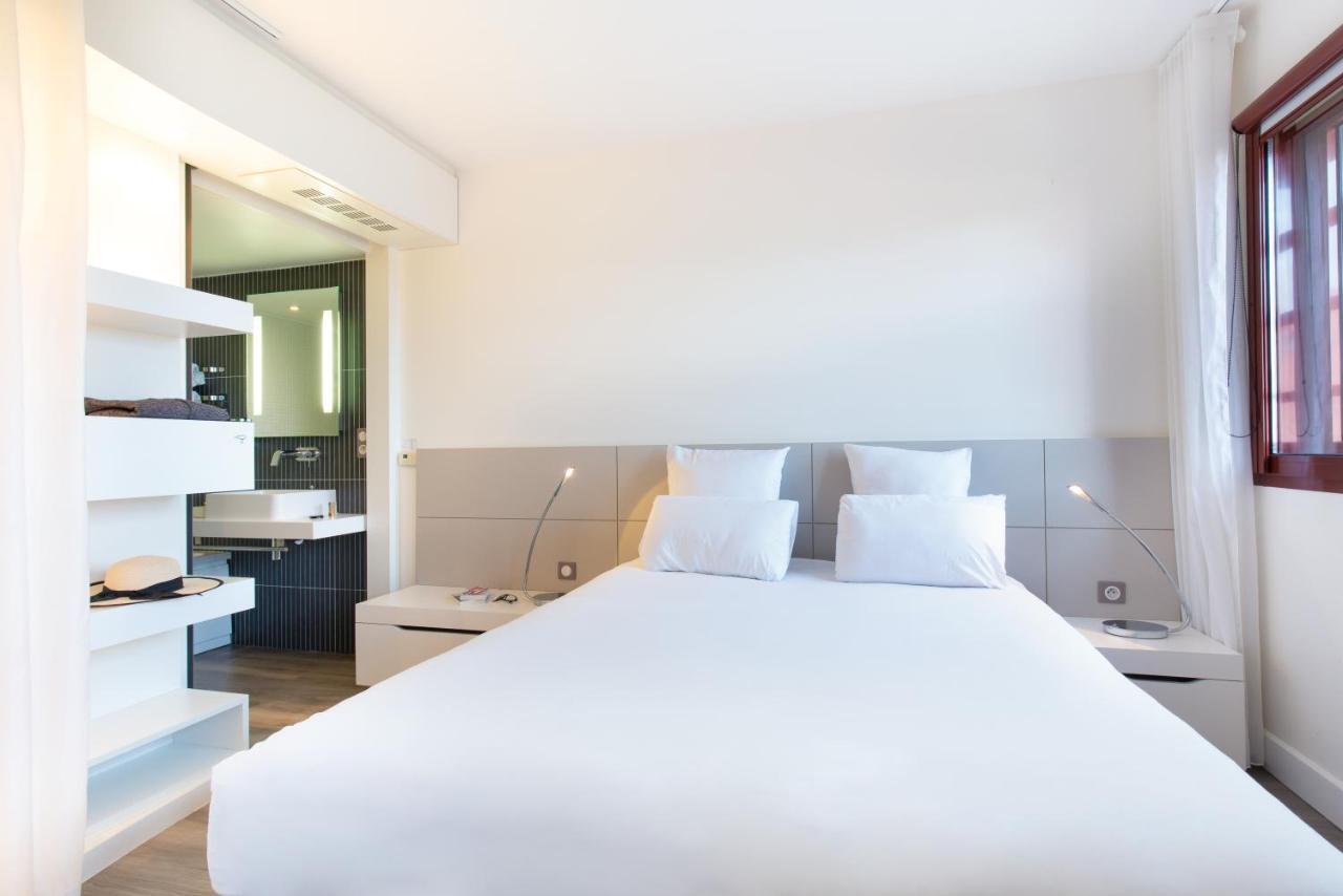 Novotel Centre Hotel 4*